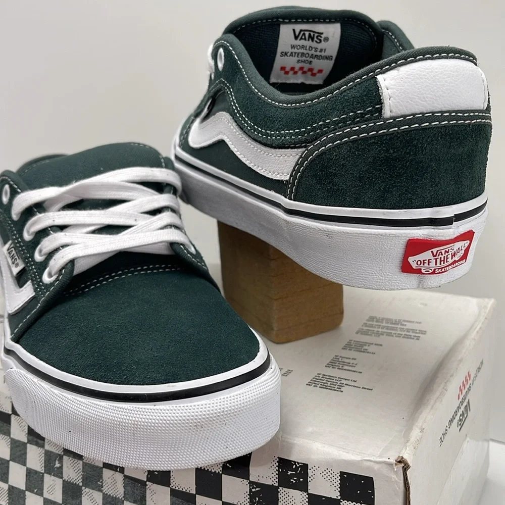 Vans Men’s Kyle Walker
Navy/Stv Navy
VN0A5JIENGJ
Sneakers - Picture 9 of 16